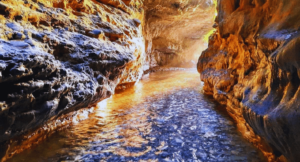 Robbers Cave